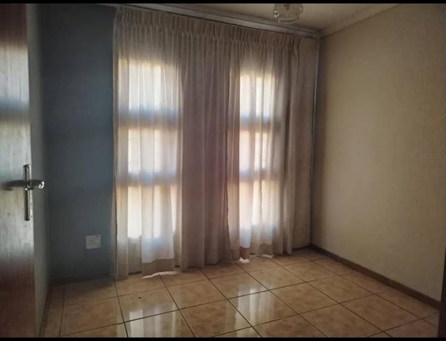 3 BEDROOM PROPERTY TO RENT IN BENDOR